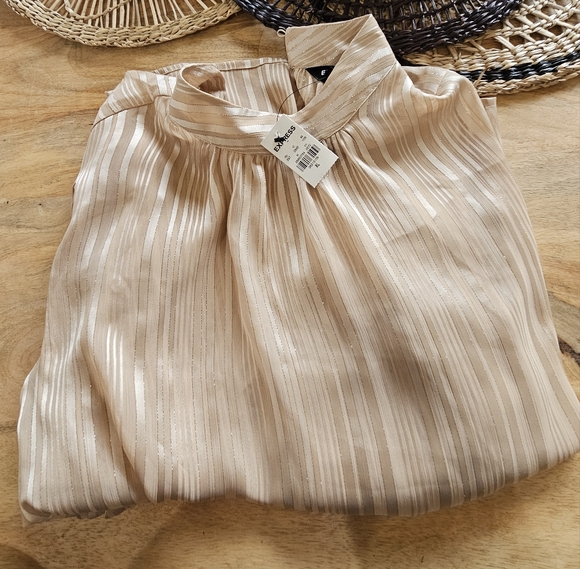 Nwt Express blouse- xl - Picture 6 of 9